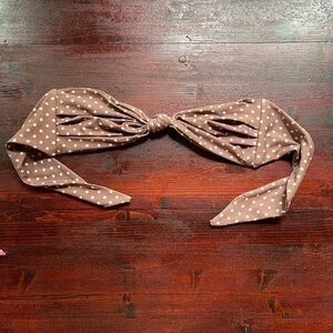 Lyndi top
St. Barts
Gently worn
Size M
SKATIE